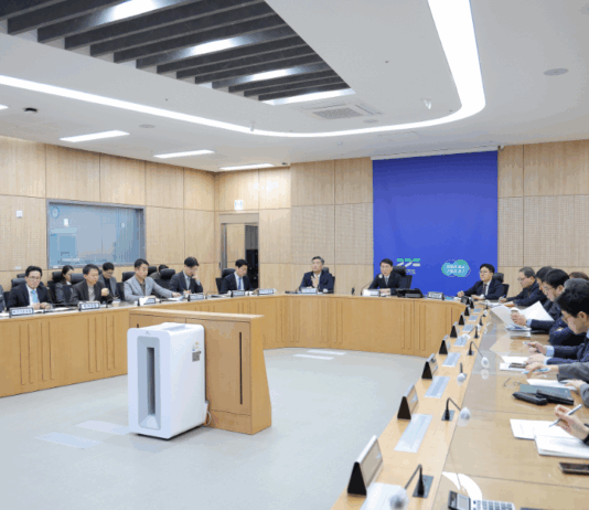 경기도, 추경안 마련 4월 임시회 제출 추진 김성중 권한대행, 추경 긴급 대책회의 열고 ‘신속·정밀’ 대응 당부